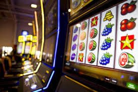 အွန်လိုင်း ကတ်ဂိမ်း Baccarat Poker မြန်မာ ကစားသမားများ