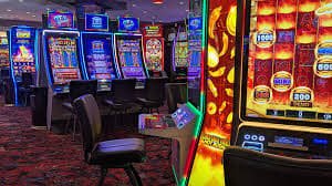 မြန်မာ ကစားသမားများ Online Slots ကစားနေပုံ